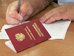 Более 380 безработных жителей Северной Осетии получают досрочную пенсию по представлению службы занятости  