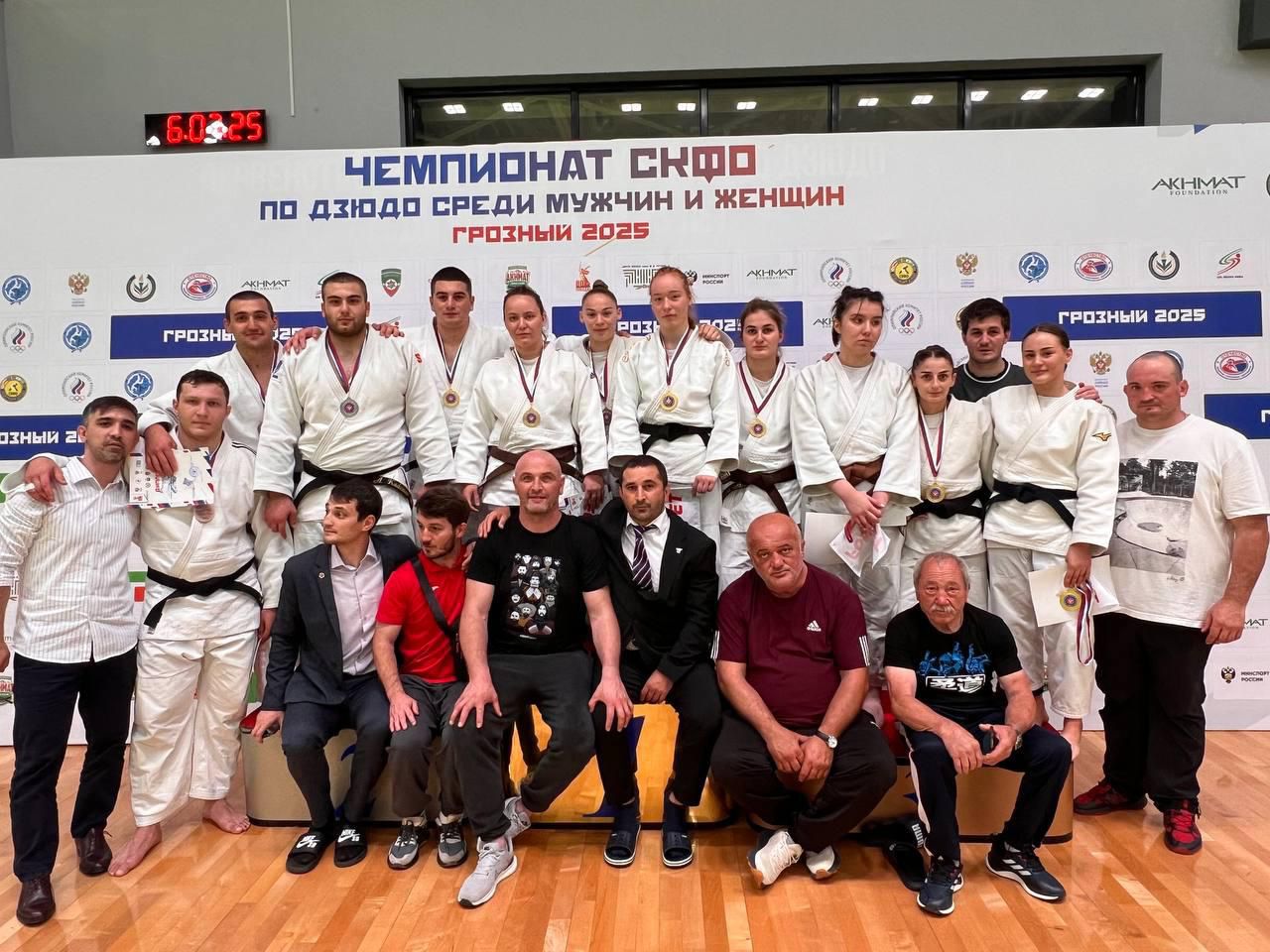Сборная команда РСО-Алания по дзюдо завоевала на чемпионате СКФО одиннадцать наград